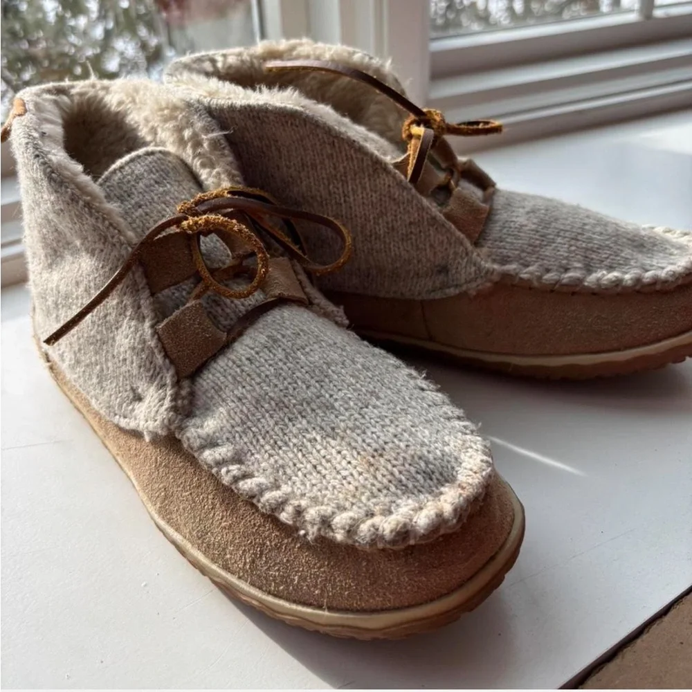 Minnetonka Cozy Knit and Suede Moccasin Boots - Picture 1 of 8